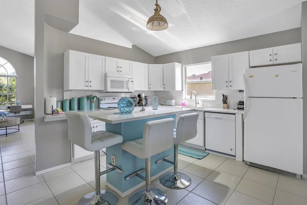 4716 Windwood Magic Villa & Pool Кисими Екстериор снимка